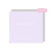 Load image into Gallery viewer, Silk-Exfoliating-Face-Mitt- Deep exfoliating glove- my glow