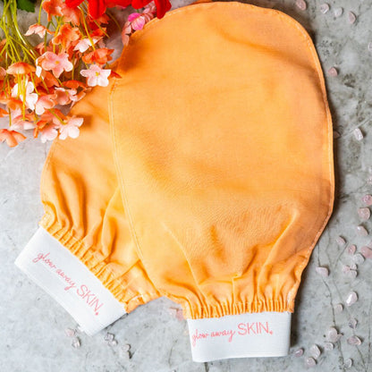 Glow Away SKIN™ Deep Exfoliating Mitt